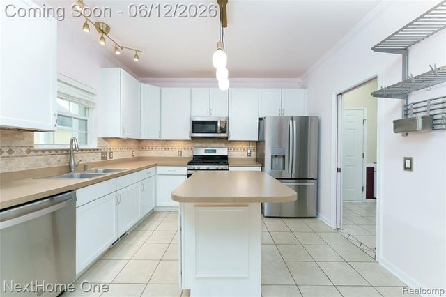 1818 Gilmore Street, Howell, MI 48855
