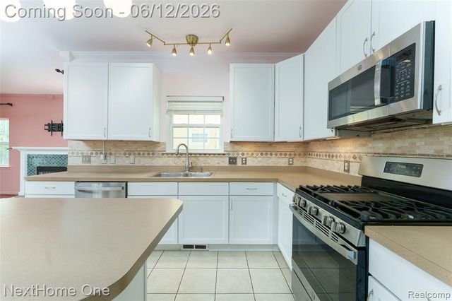 1818 Gilmore Street, Howell, MI 48855