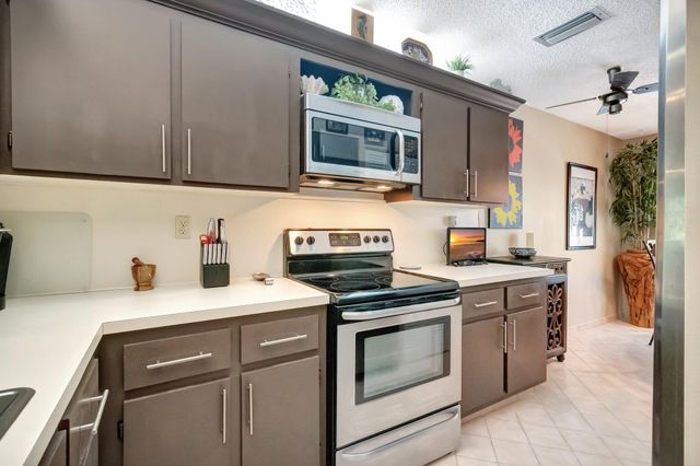 13194 Lucinda Palm Court D, Delray Beach, FL 33484
