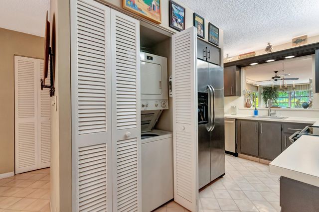 13194 Lucinda Palm Court D, Delray Beach, FL 33484