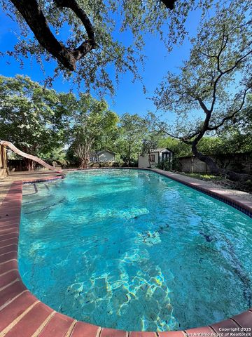 21551 Hyerwood, San Antonio, TX 78259