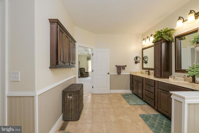 930 FAWN HAVEN WALK, Dover, DE 19901