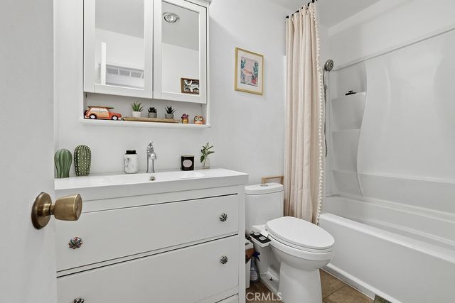 5400 Newcastle Avenue 45, Encino, CA 91316