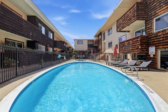 5400 Newcastle Avenue 45, Encino, CA 91316
