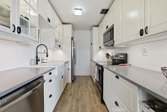 5400 Newcastle Avenue 45, Encino, CA 91316