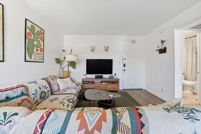 5400 Newcastle Avenue 45, Encino, CA 91316
