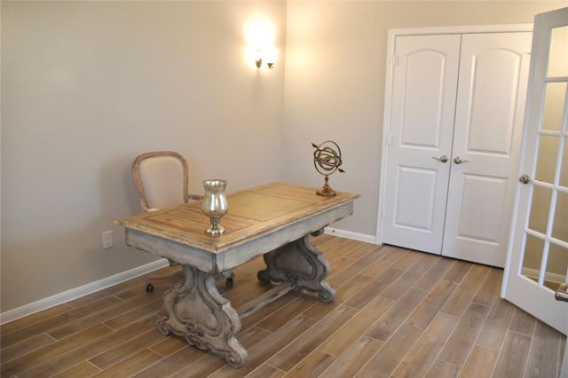 1071 Bluebonnet Trail, Bellville, TX 77418