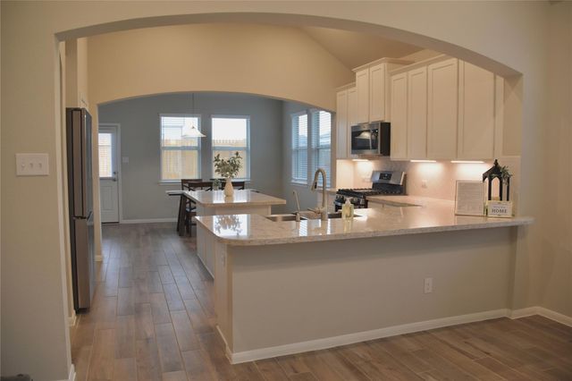 1071 Bluebonnet Trail, Bellville, TX 77418