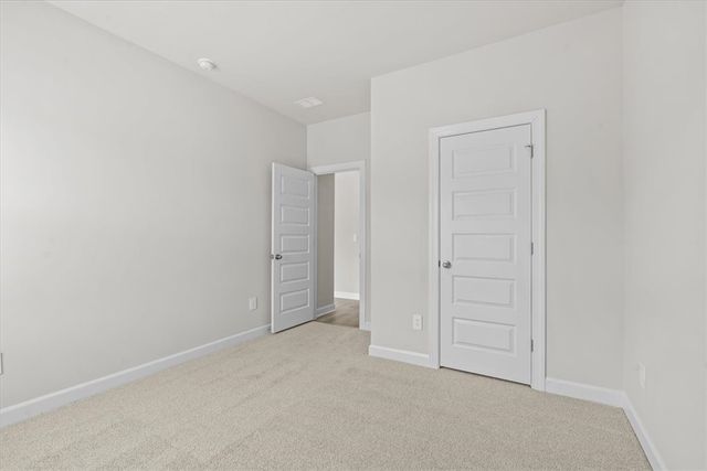 589 Cozy Bluff Road, Spartanburg, SC 29301