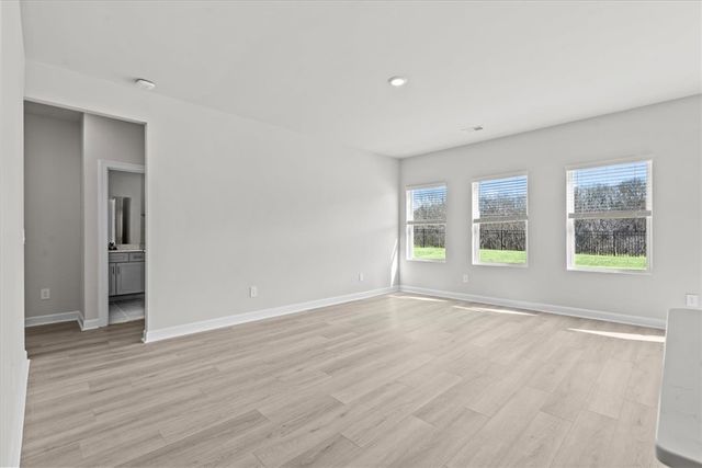 589 Cozy Bluff Road, Spartanburg, SC 29301