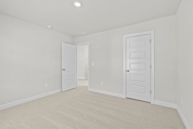 589 Cozy Bluff Road, Spartanburg, SC 29301