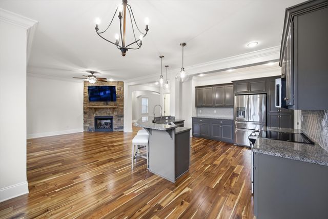 8570 Maple Valley Drive, Chattanooga, TN 37421