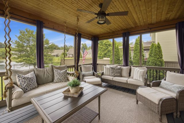 8570 Maple Valley Drive, Chattanooga, TN 37421