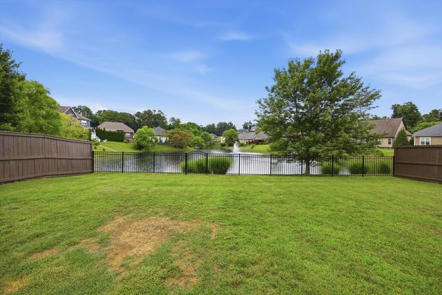 8570 Maple Valley Drive, Chattanooga, TN 37421
