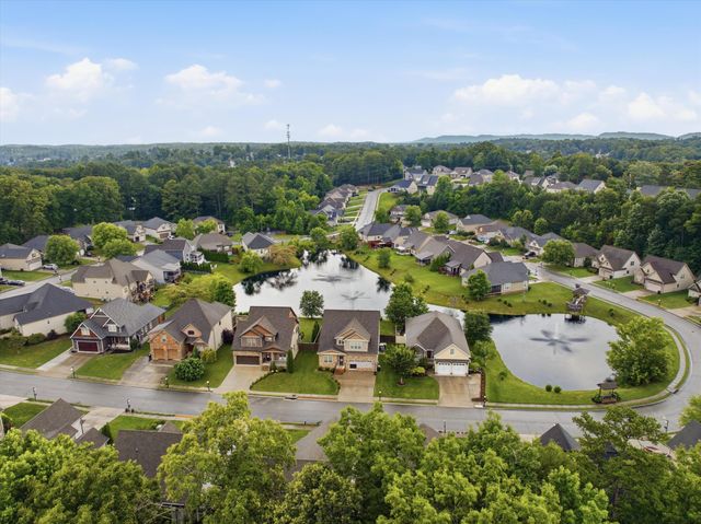 8570 Maple Valley Drive, Chattanooga, TN 37421