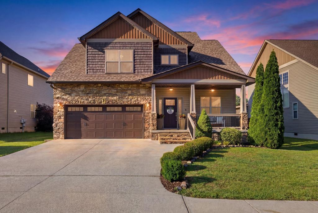 8570 Maple Valley Drive, Chattanooga, TN 37421