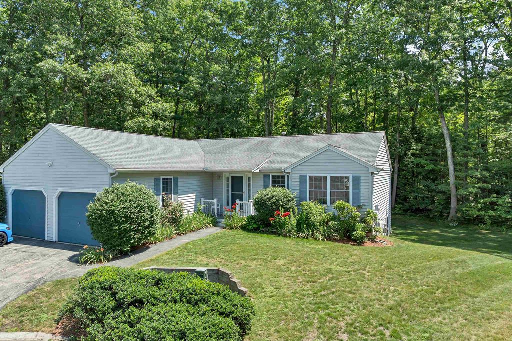 4 Glasgow Circle, Hudson, NH 03051