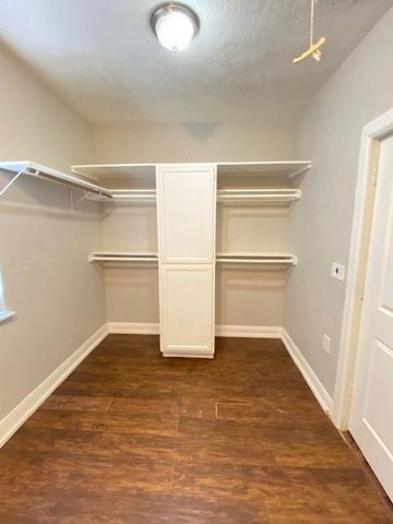 4401 Canal Street, Houston, TX 77011