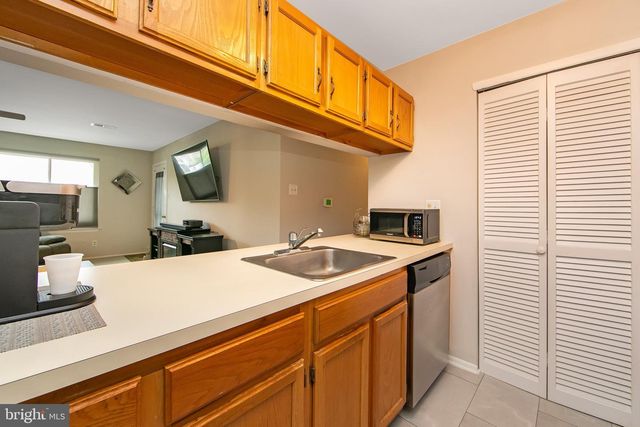 1815 THE WOODS II, Cherry Hill, NJ 08003