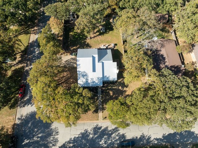 2311 Hummingbird Trail, Grapevine, TX 76051