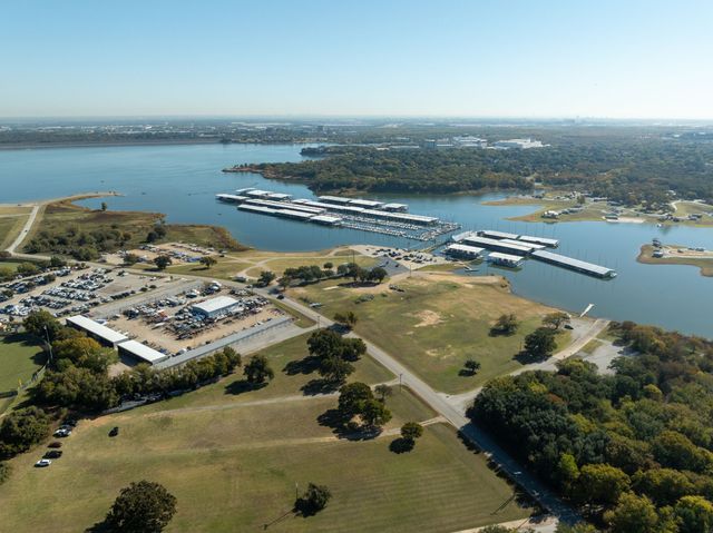 2311 Hummingbird Trail, Grapevine, TX 76051