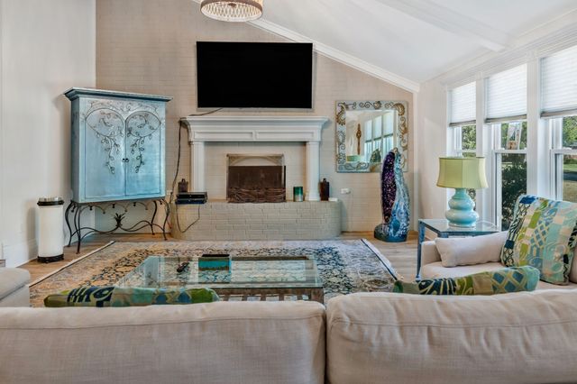 2311 Hummingbird Trail, Grapevine, TX 76051