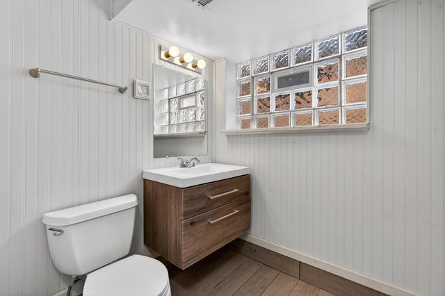 8516 W Normal Avenue, Niles, IL 60714