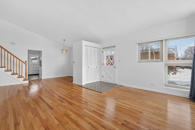 8516 W Normal Avenue, Niles, IL 60714