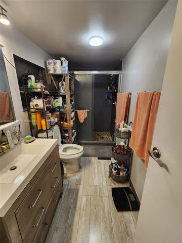 21640 NW 3rd St, Pembroke Pines, FL 33029