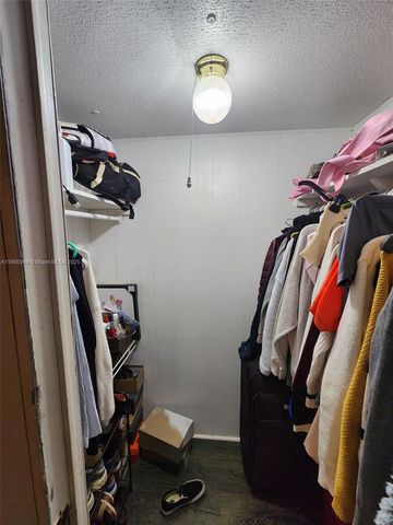 21640 NW 3rd St, Pembroke Pines, FL 33029