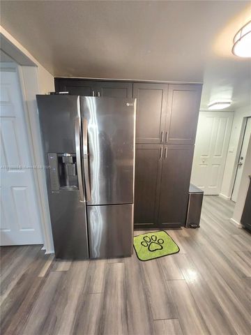 21640 NW 3rd St, Pembroke Pines, FL 33029