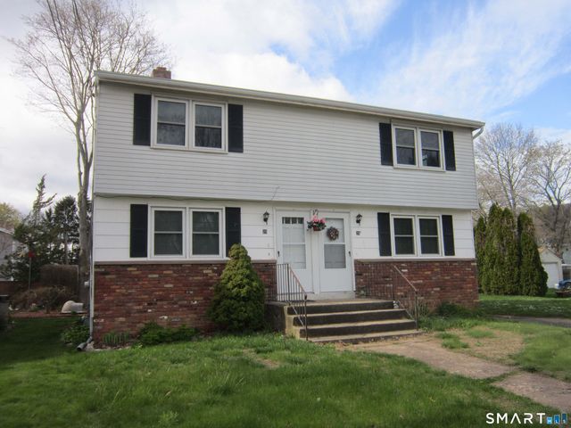 25 Mettler Street 1st, Woodbridge, CT 06525