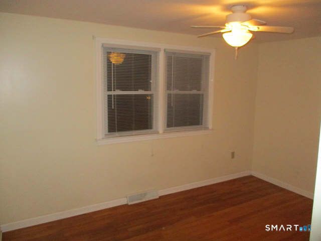 25 Mettler Street 1st, Woodbridge, CT 06525