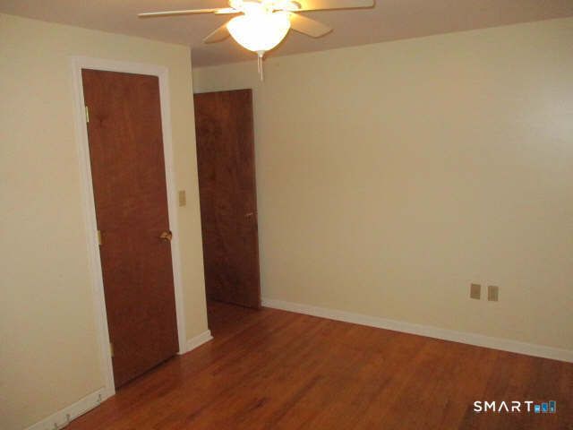 25 Mettler Street 1st, Woodbridge, CT 06525