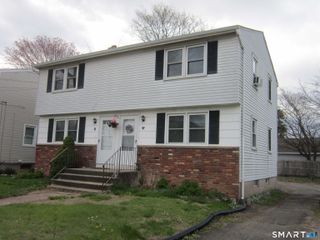 25 Mettler Street 1st, Woodbridge, CT 06525