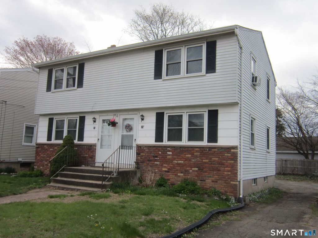 25 Mettler Street 1st, Woodbridge, CT 06525