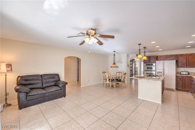 7405 Blue Sage Court, Las Vegas, NV 89129