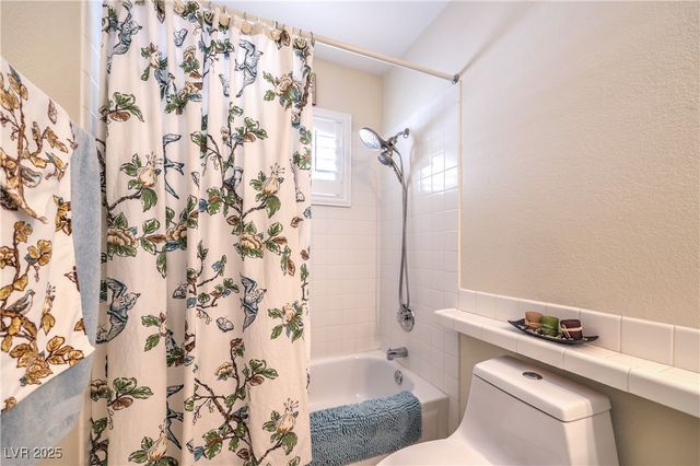 7405 Blue Sage Court, Las Vegas, NV 89129