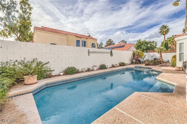 7405 Blue Sage Court, Las Vegas, NV 89129