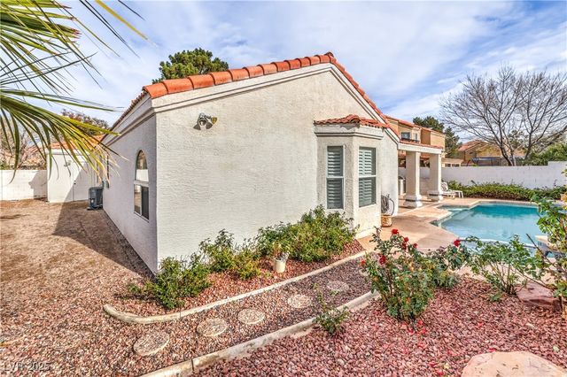 7405 Blue Sage Court, Las Vegas, NV 89129