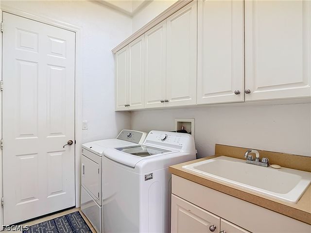 28290 L Burton Fletcher CT, Bonita Springs, FL 34135