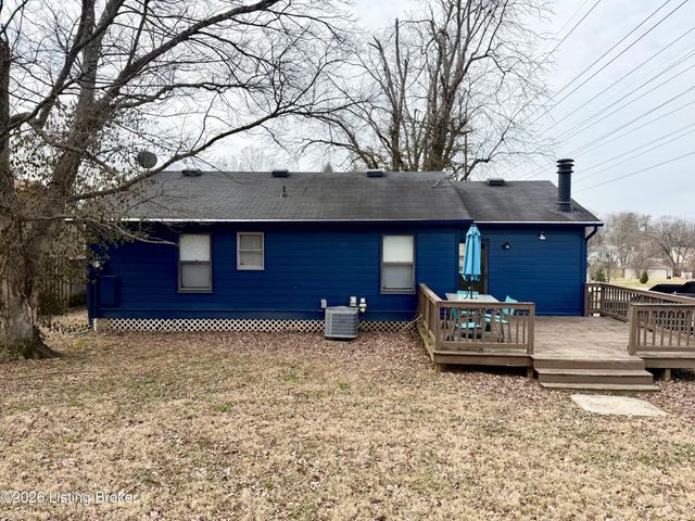 4701 Haeringdon Ct, Louisville, KY 40299