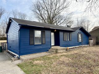 4701 Haeringdon Ct, Louisville, KY 40299