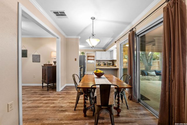 5827 Lost Creek, San Antonio, TX 78247