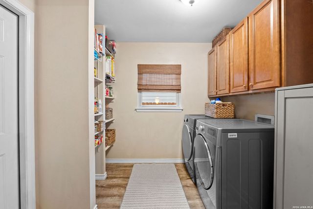 5827 Lost Creek, San Antonio, TX 78247