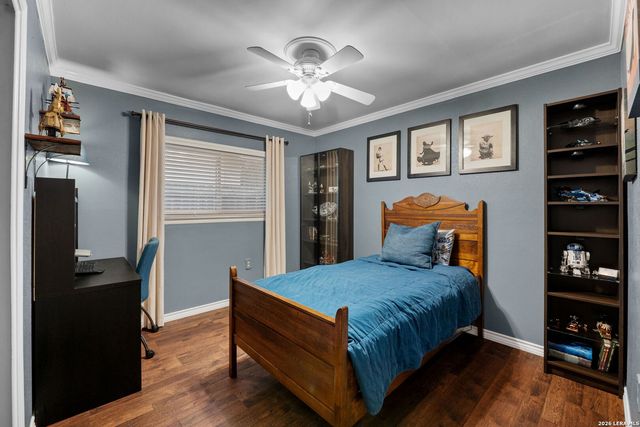 5827 Lost Creek, San Antonio, TX 78247