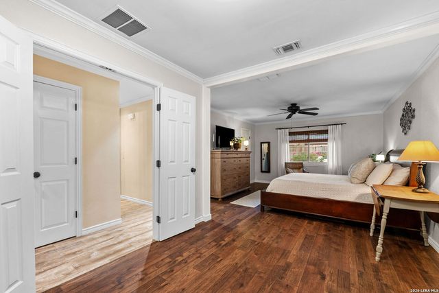 5827 Lost Creek, San Antonio, TX 78247