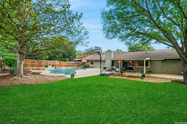 5827 Lost Creek, San Antonio, TX 78247