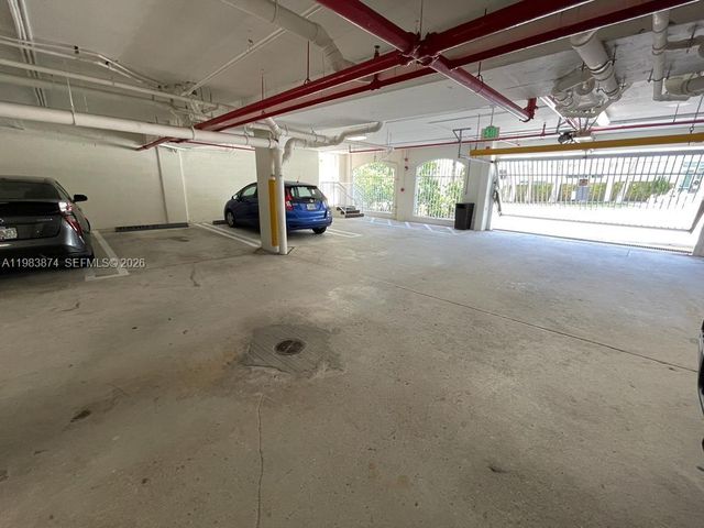 9172 Collins Ave 303, Surfside, FL 33154