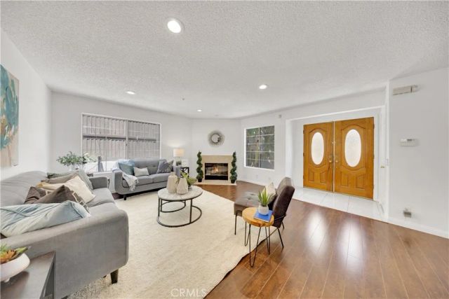 201 Palmetto 7, Alhambra, CA 91801